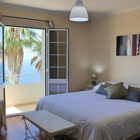 Casa Das Neves By Our Madeira * Funchal (Madeira)